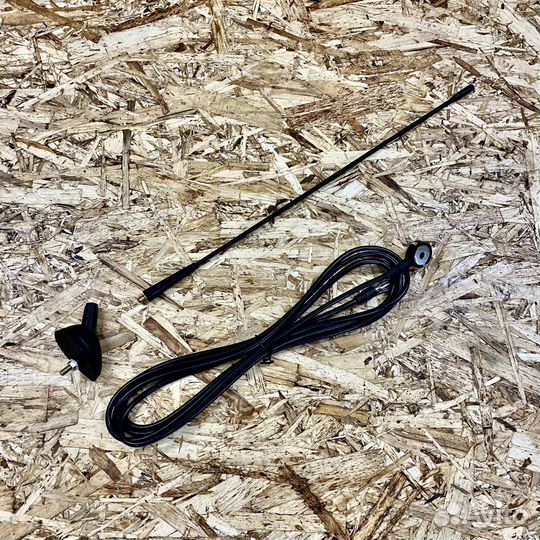 Штатная новая антенна Нива шевроле 2123 шнива