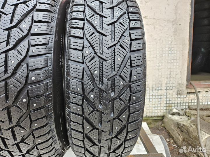 Tigar SUV Ice 215/65 R17 103T