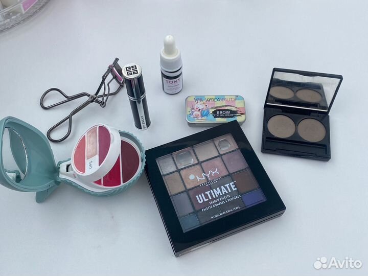 Набор косметики пакетом