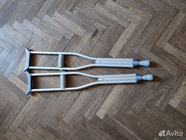 Костыли подмышечные