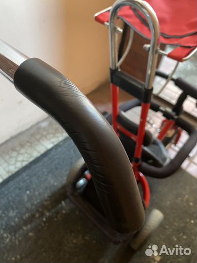 Детский трехколесный велосипед