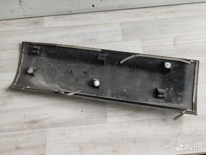 Молдинг двери задний левый Nissan Qashqai Vi 2008