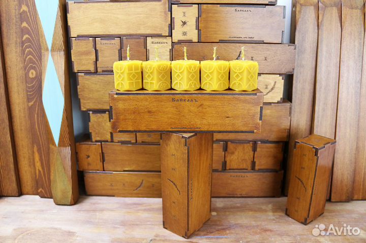 Свечи Сотковые с Русскими рунами набор в деревянно