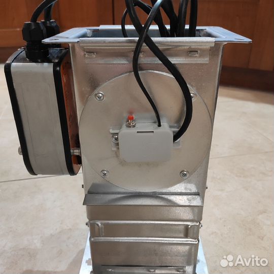 Пожарный клапан с приводом но 150х100