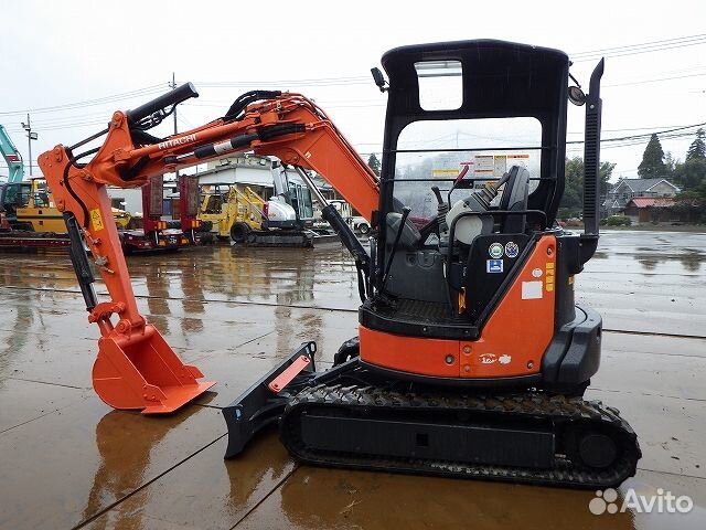 Мини-экскаватор Hitachi ZX40UR-5B, 2017