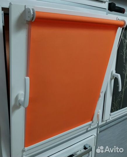 Рулонные шторы и жалюзи на заказ в Севастополе