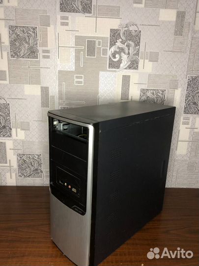 Компьютер в сборе /Athlon 3.4Ghz/8400GS 512MB/4 Gb