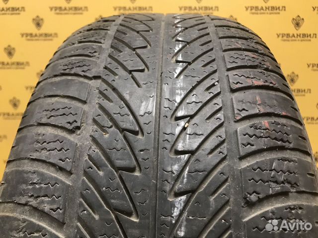 Goodyear UltraGrip 8 Performance 225/50 R17 98H