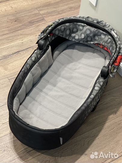 Cybex Priam III Carrycot, Rebellious - люлька