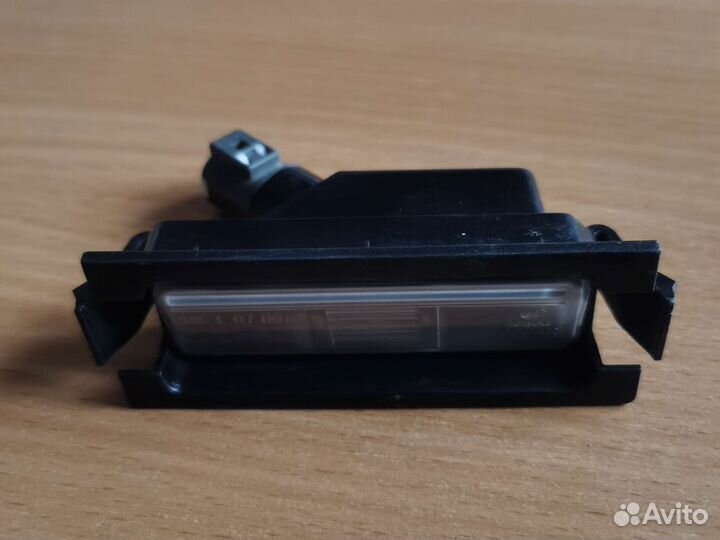 Фонарь задний освещения номера kia rio 3