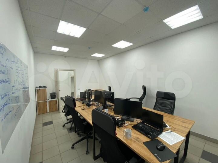 Свободного назначения, 210 м²