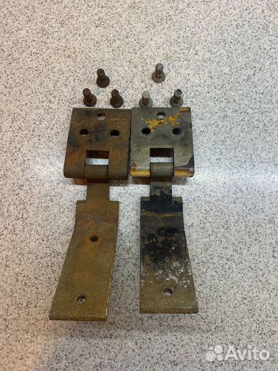 Петля капота Mercedes-Benz G-Class A4608800228