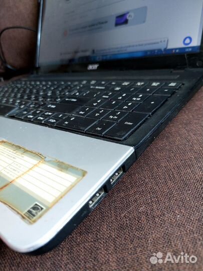 Ноутбука Acer E1-571G
