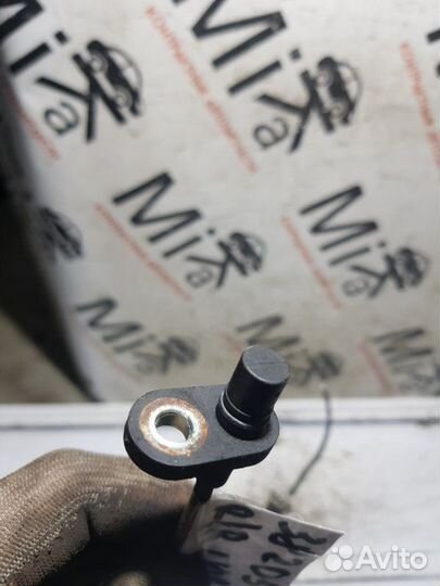 Датчик abs задний правый Mazda Mpv LY3P L3-VDT