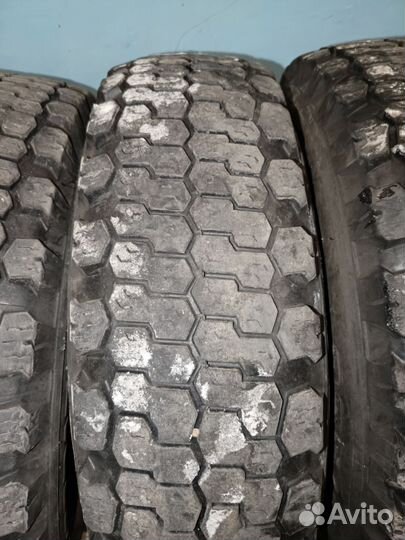 Резина 225 85 15 и два диска