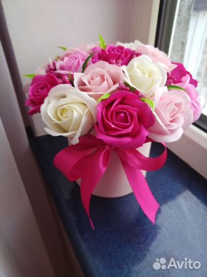 Буклеты из мыльных роз в наличии