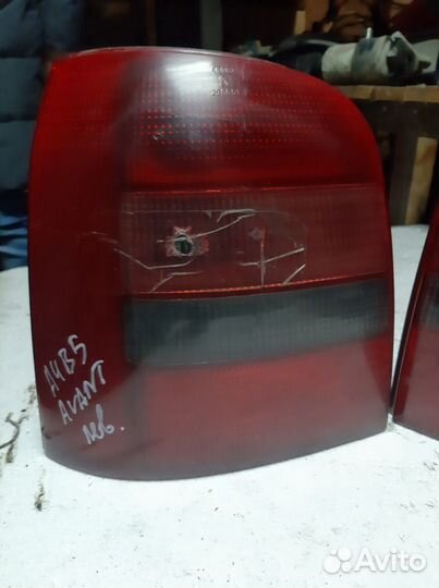 Фонарь задний правый, левый Ауди А4 Б5 универсал