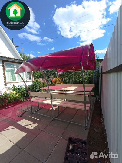 Беседка с мебелью