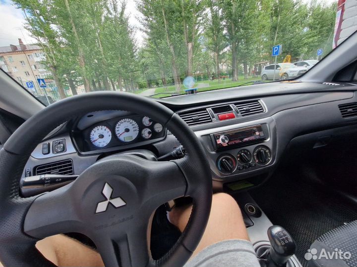 Mitsubishi Lancer 1.6 МТ, 2006, 225 000 км