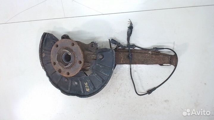 Ступица (кулак, цапфа) Volkswagen Touareg, 2008