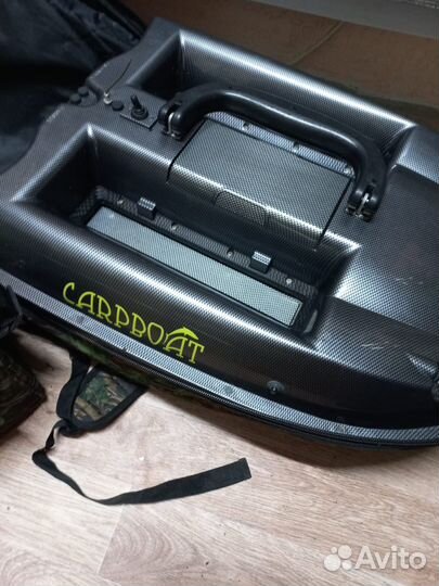 Прикормочный кораблик