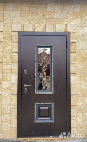 Двери входные новые