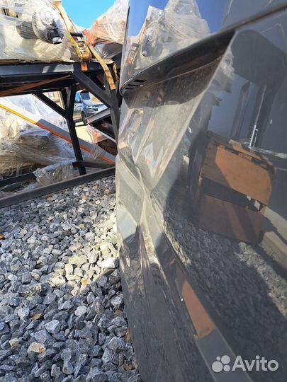 Продам дверь заднюю Volkswagen multivan t 6.1 Торг