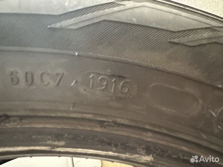 Nokian Tyres Hakkapeliitta R2 225/55 R17 97R