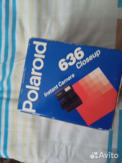 Фотоаппарат поляроид и плёночный фотоаппарат смена