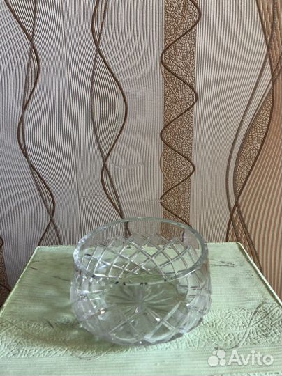 Ваза хрустальная