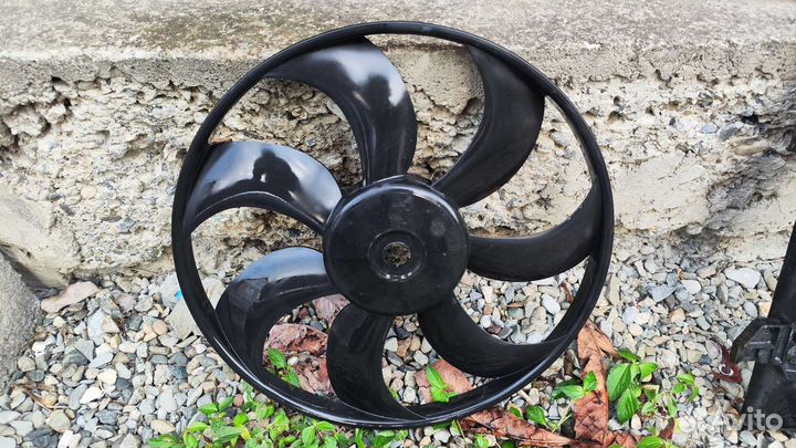 Вентилятор диффузор KIA RIO 3 Solaris