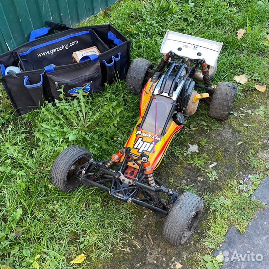 Машина на радиоуправлении для дрифта