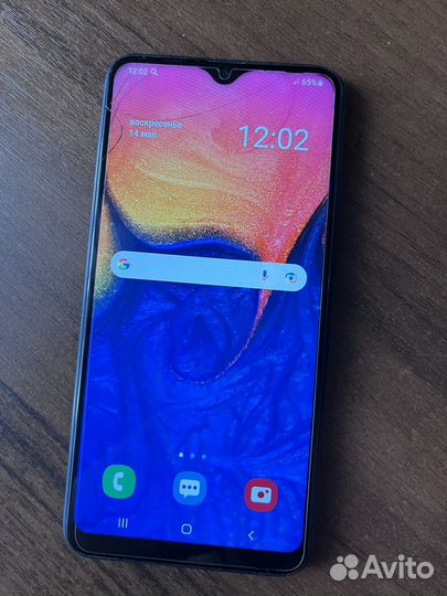 Телефон Samsung