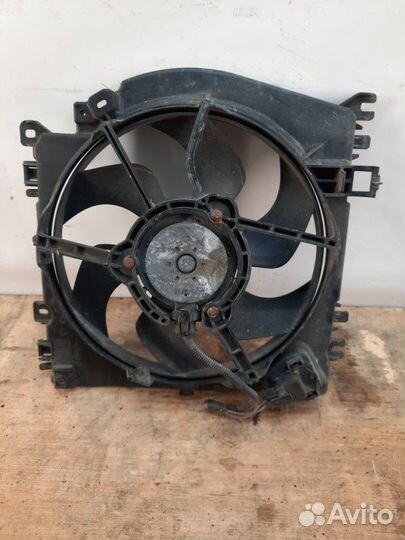 Вентилятор радиатора Renault Modus хэтчбэк 5 дв