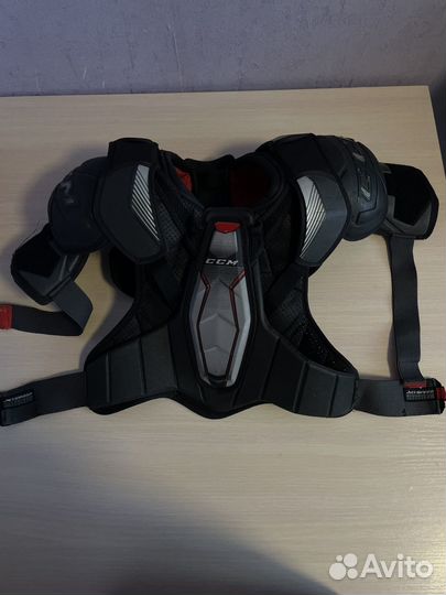 Нагрудник ccm ft1