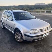 Volkswagen Golf 1.6 MT, 2002, 312 500 км, с пробегом, цена 370 000 руб.