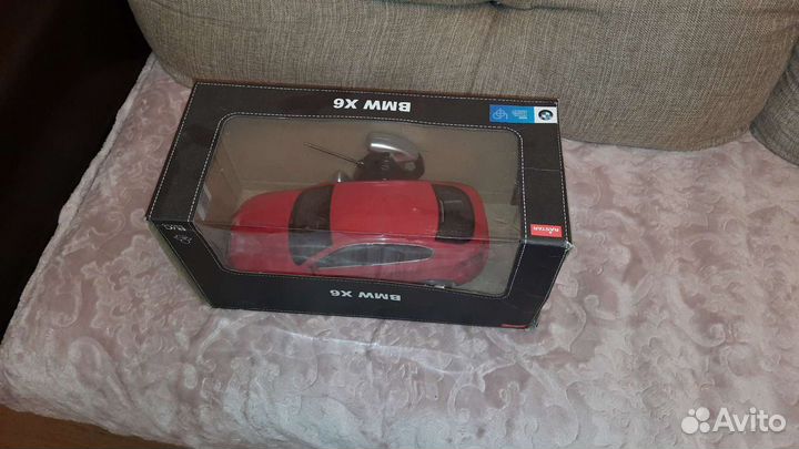 Радиоуправляемая модель машины