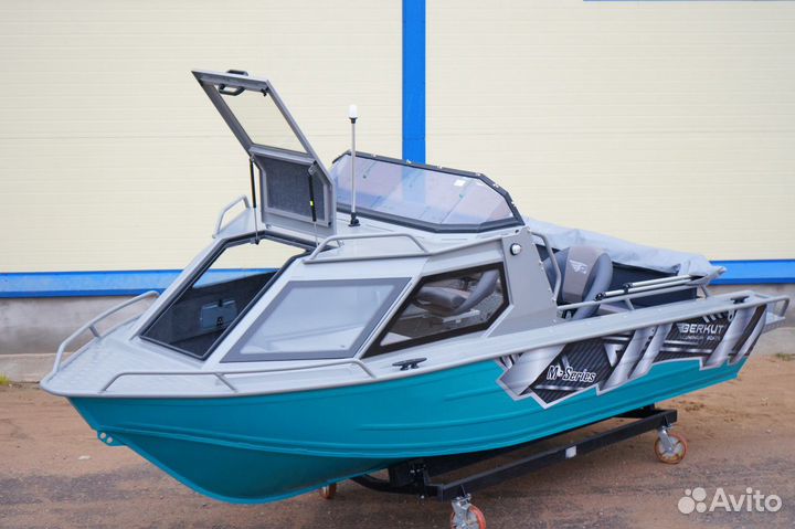 Лодка Bercut M-HT