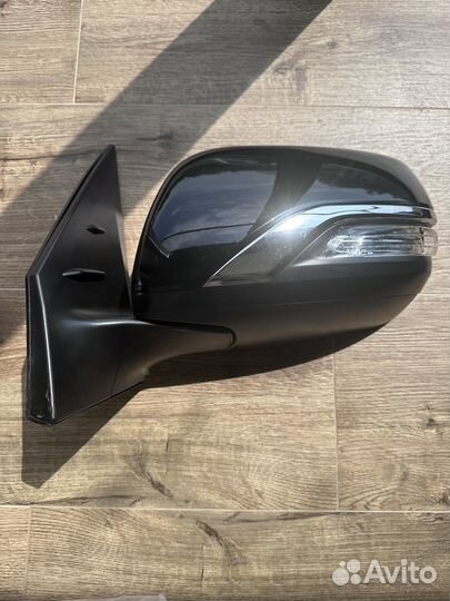 Зеркало land cruiser 200 2007-21 левое и правое