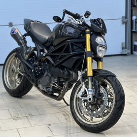 Ducati monster 1100S