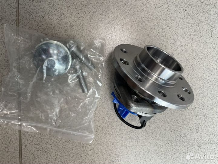 Ступица opel. Передняя