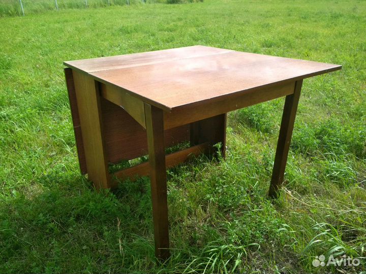 Стол книга полировка