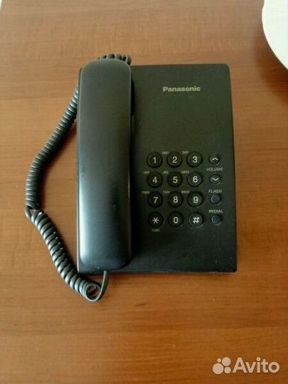 Телефон проводной Panasonic KX-TS2350RUB