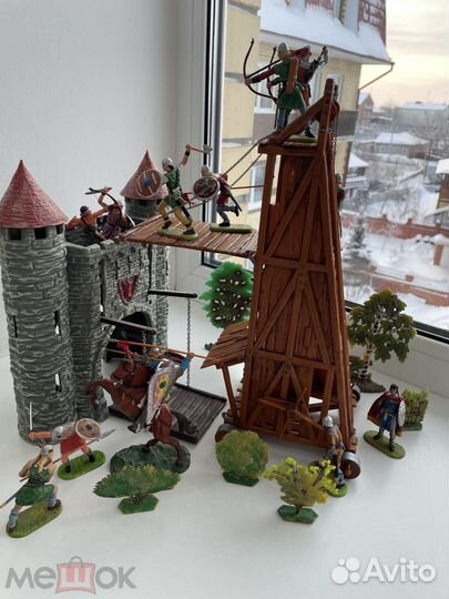 Тотем Elastolin Дом и Осадная башня