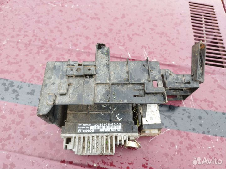 Блок управления двигателем MercedesW201 0105455632