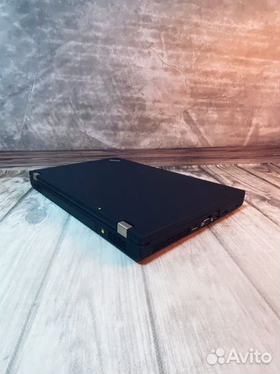Ноутбук Lenovo ThinkPad / Graphics / NVS 3100M