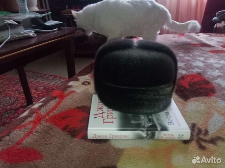 Меховая мужская шапка