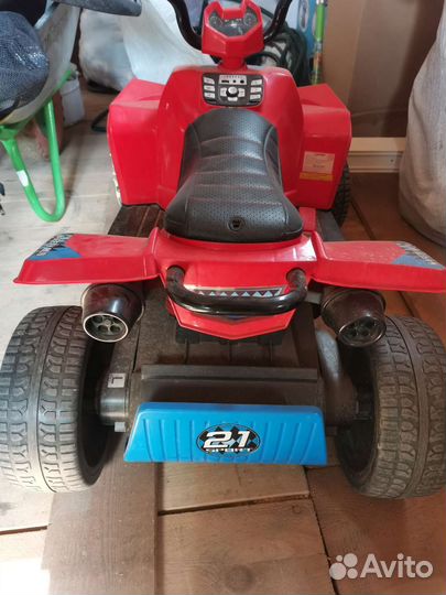 Детский квадроцикл на аккумуляторе