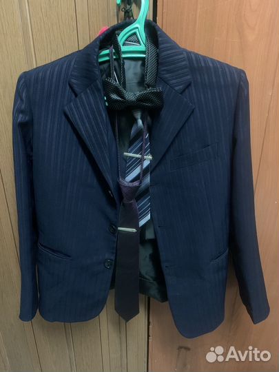 Пиджак и жилет школьный