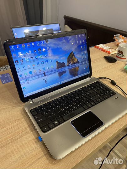 Hp pavilion dv6 ssd250 i3 8gb